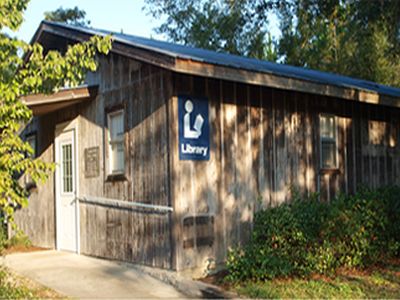 Shelton Public Library